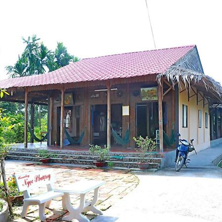 Ngoc Phuong Homestay Vinh Long Exterior photo